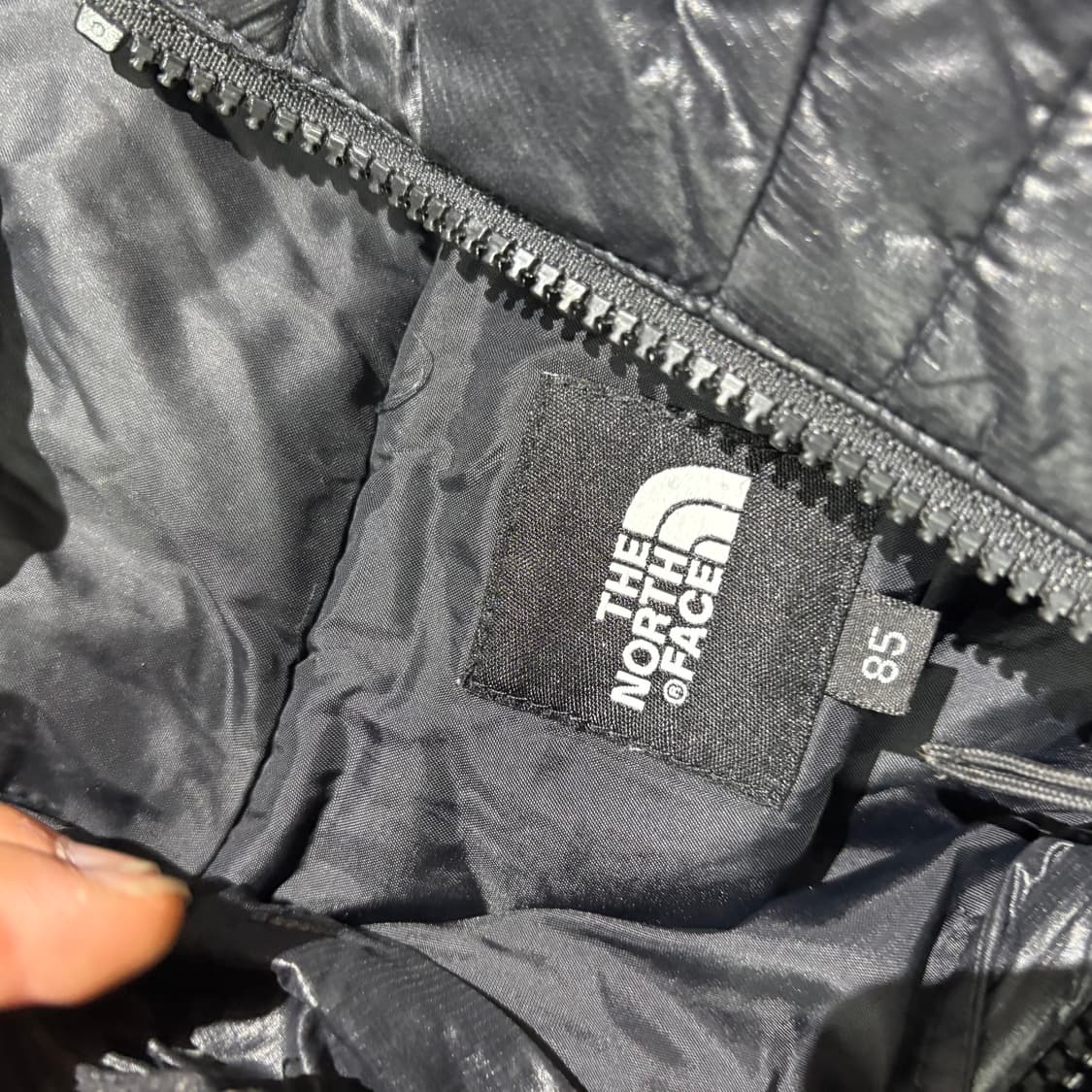 폴로 빈티지 유광 후드패딩 상품이미지5