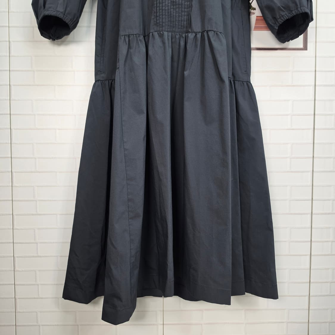 주크 쥬크 퍼프 소매 루즈핏 셔링 롱원피스 드레스 55사이즈 새상품급 상품이미지4