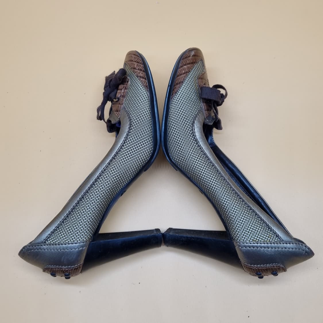 토즈 리본 여성 펌프스 35.5 230 굽8 상품이미지5