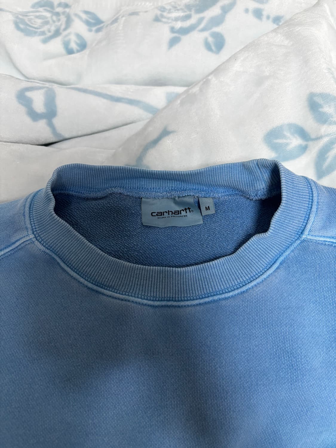 칼하트 맨투맨 블루 M 상품이미지3