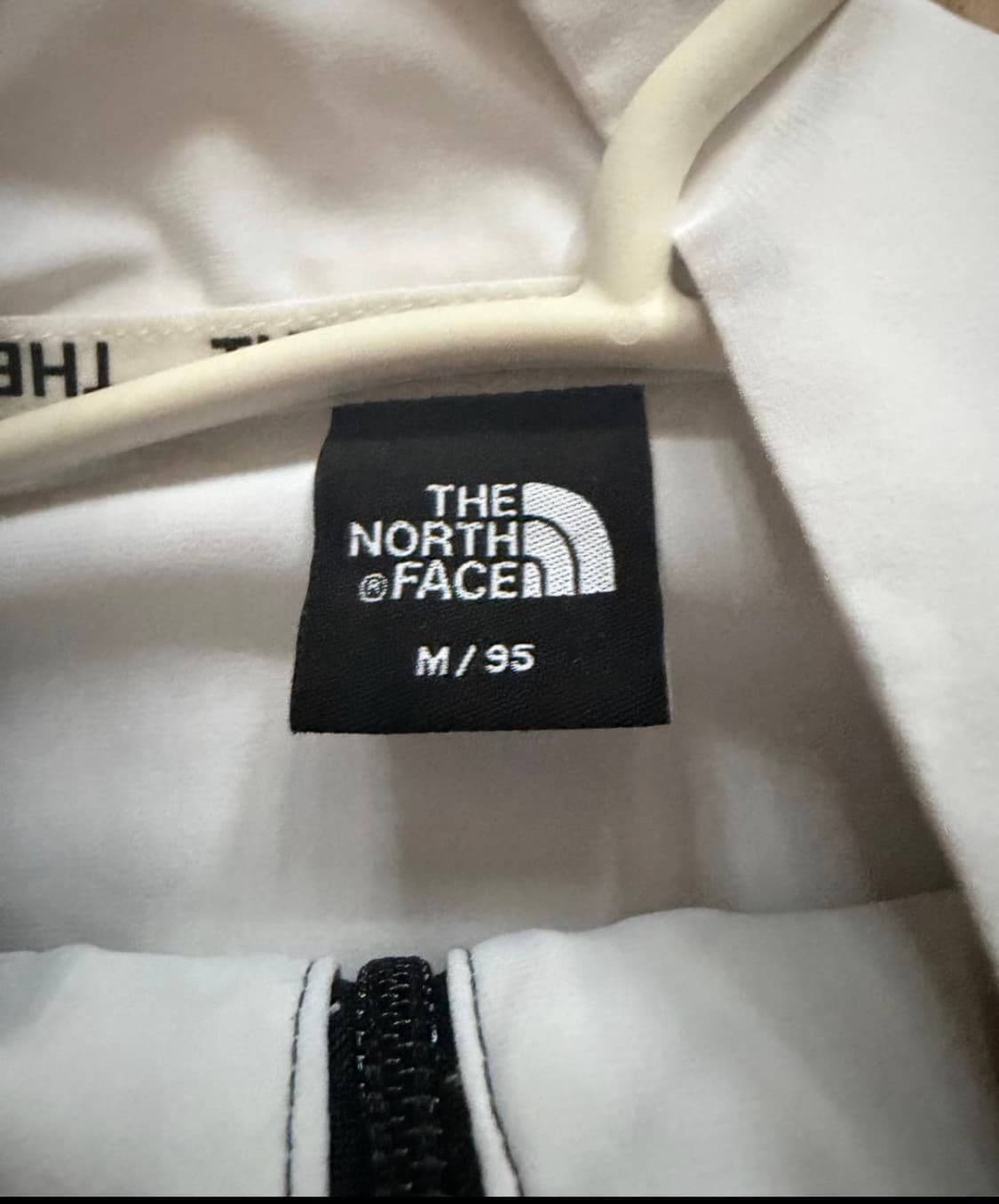 노스페이스 트레인자켓 상품이미지2