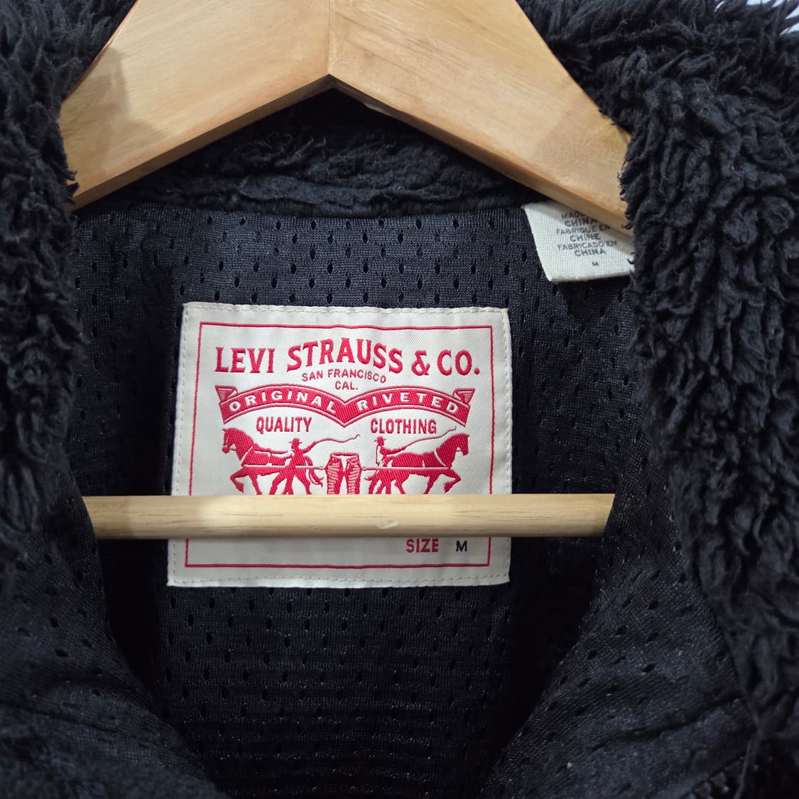 리바이스 블랙 플리스 자켓 M 상품이미지3