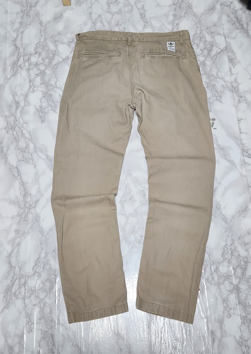 아디다스 베이지 치노 면 바지 상품이미지2