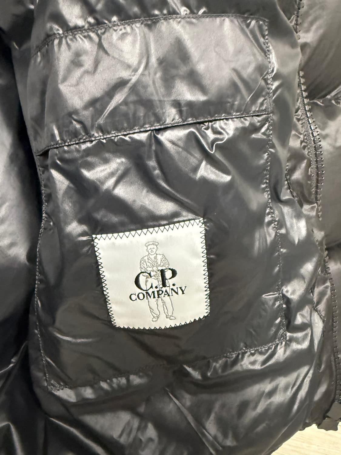 c.p.company dd쉘 패딩 새상품급 상품이미지3