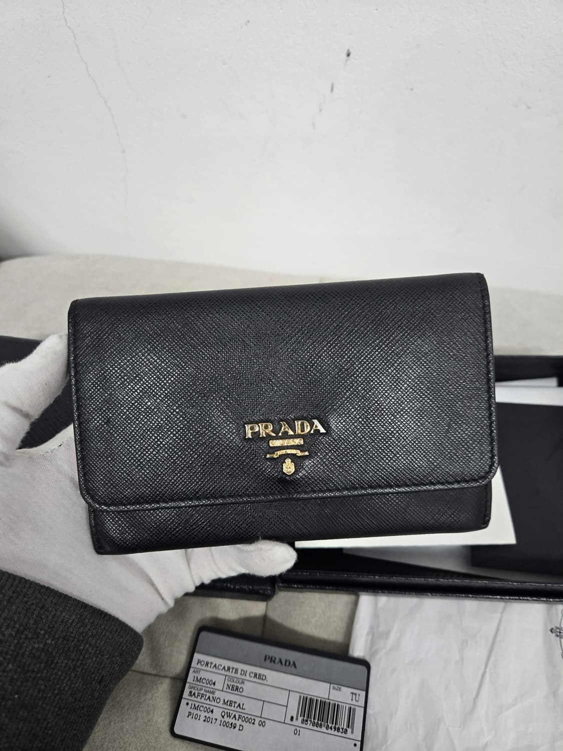 [보증서 정품] 프라다 사피아노 카드 반지갑 상품이미지4