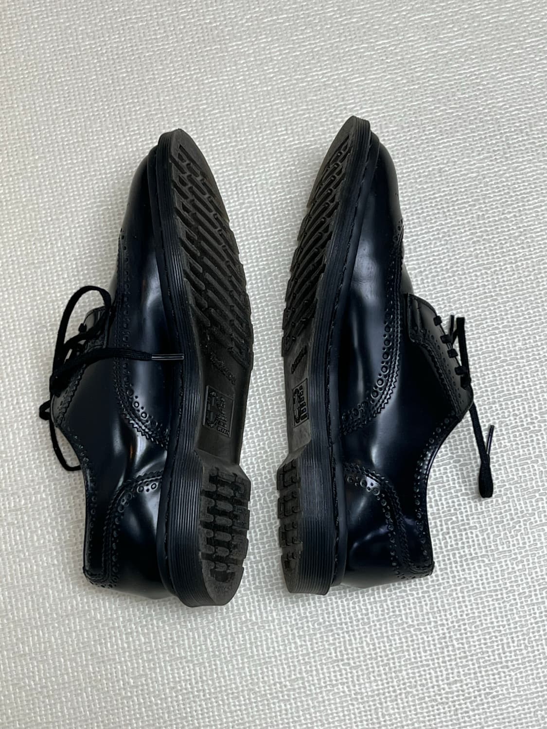 닥터마틴 블랙 윙팁 슈즈 UK7 상품이미지5