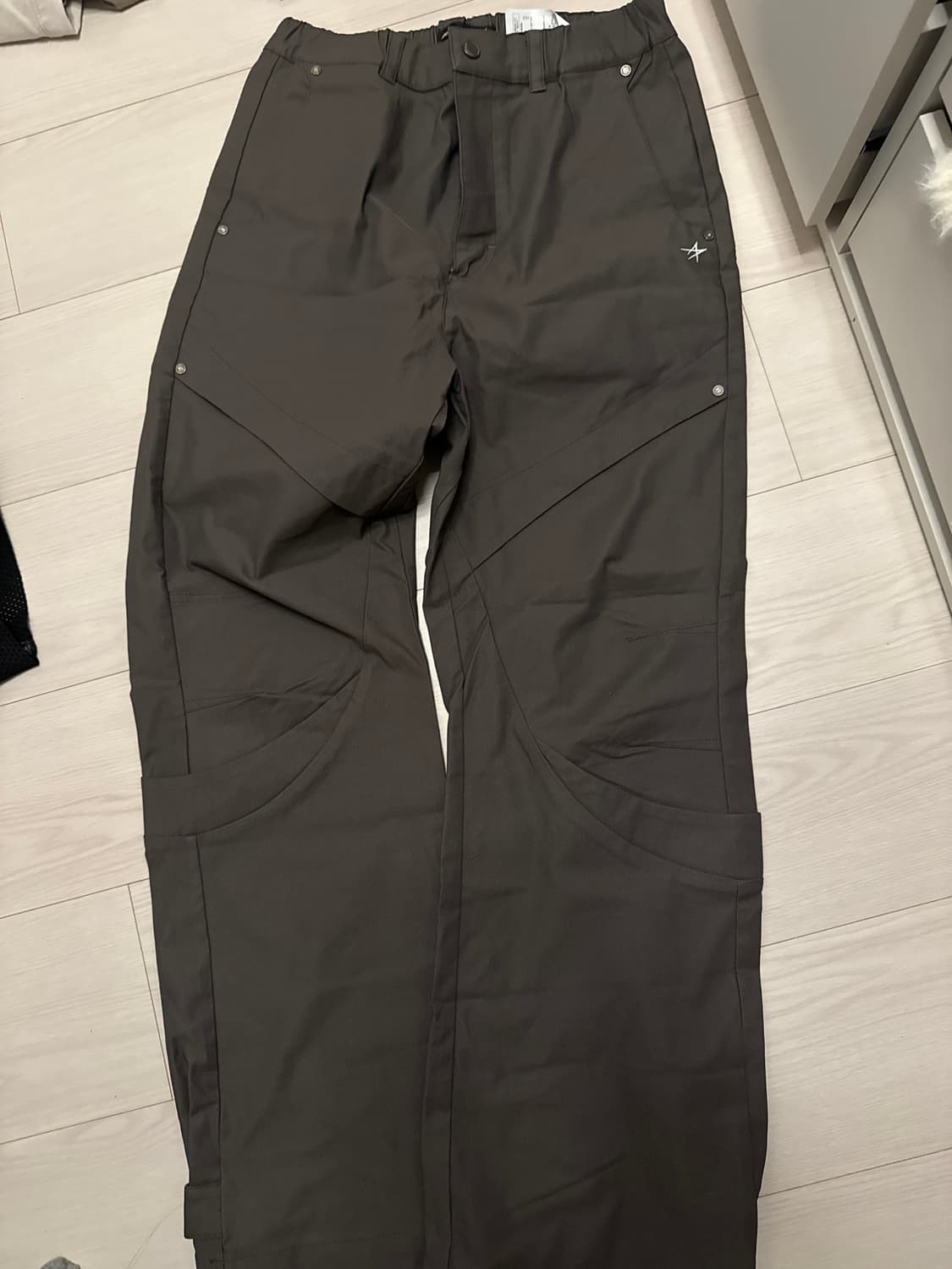 룩히드마틴 웨이브팬츠 차콜 상품이미지1