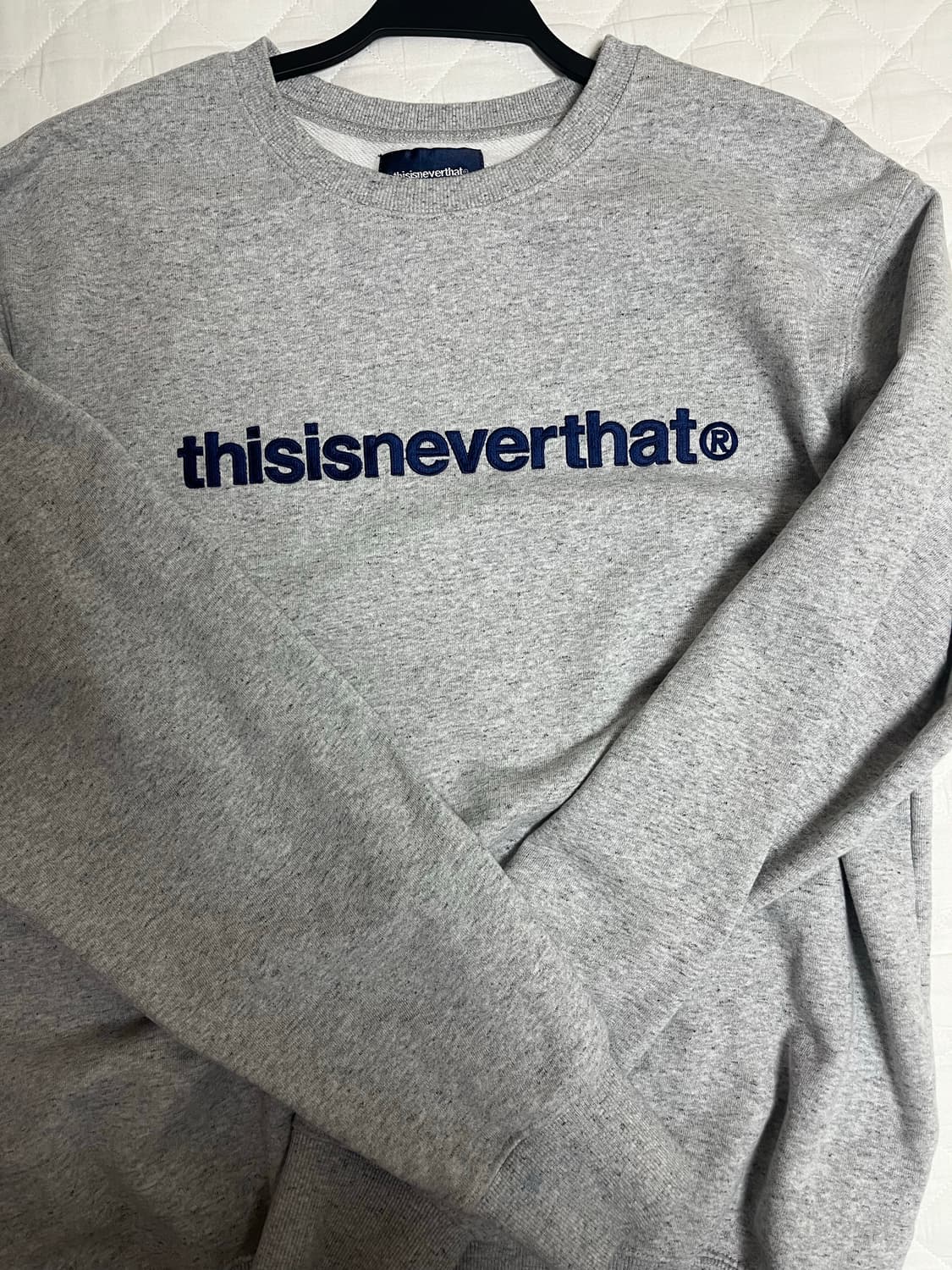 디네뎃 맨투맨 상품이미지1