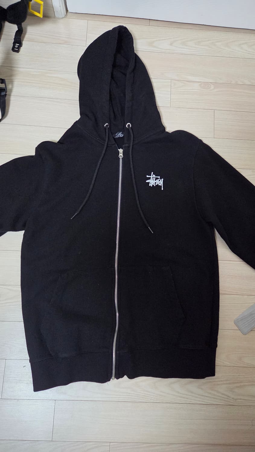 스투시 베이직 후드집업 블랙 상품이미지4