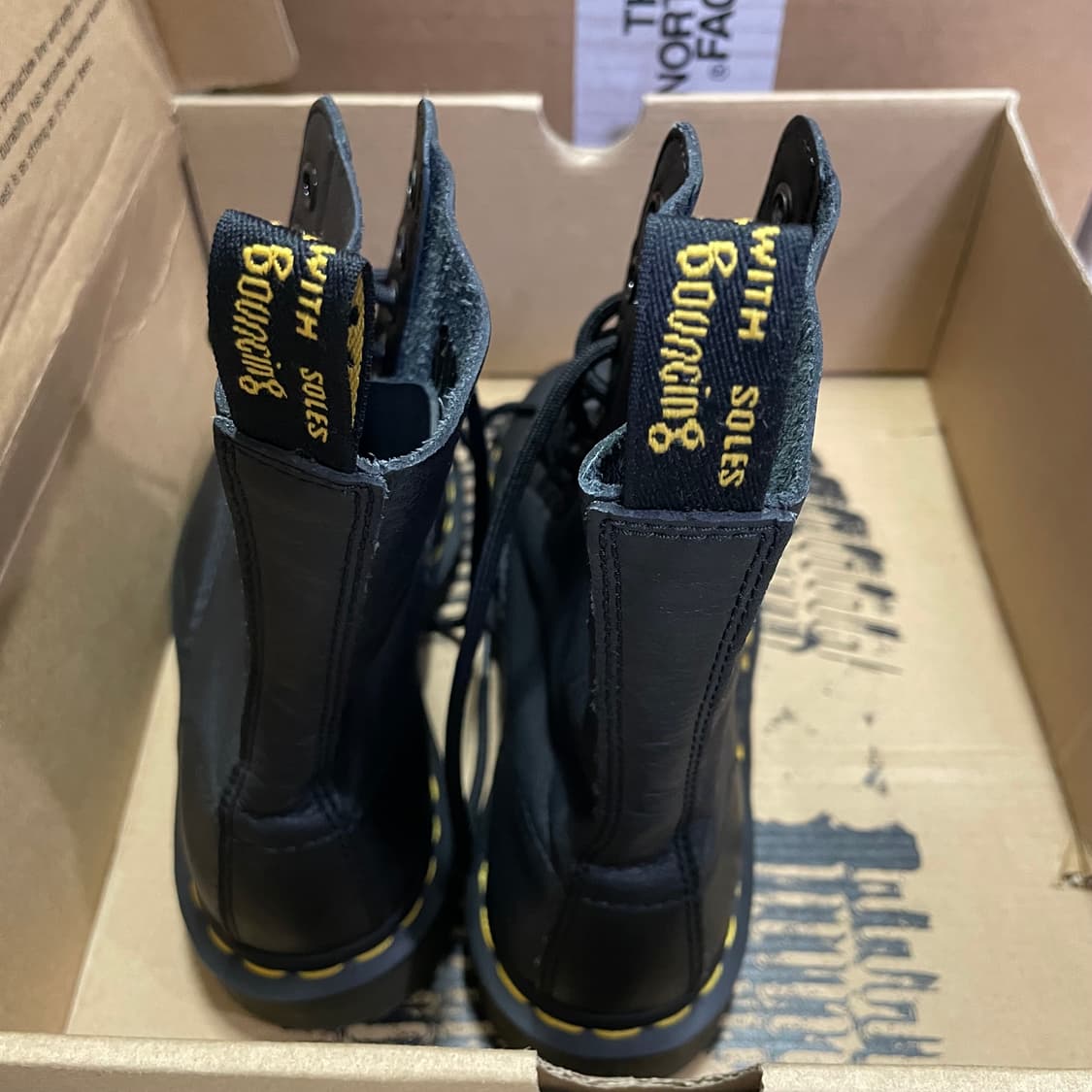 닥터마틴 1490 버지니아 10홀 230 uk4 상품이미지5