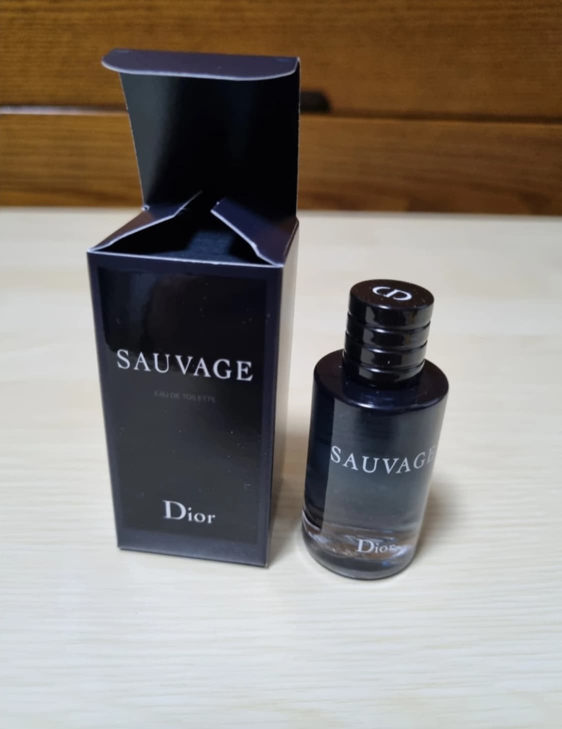 디올 남성 소바쥬 미니어처 향수 10ml 상품이미지1