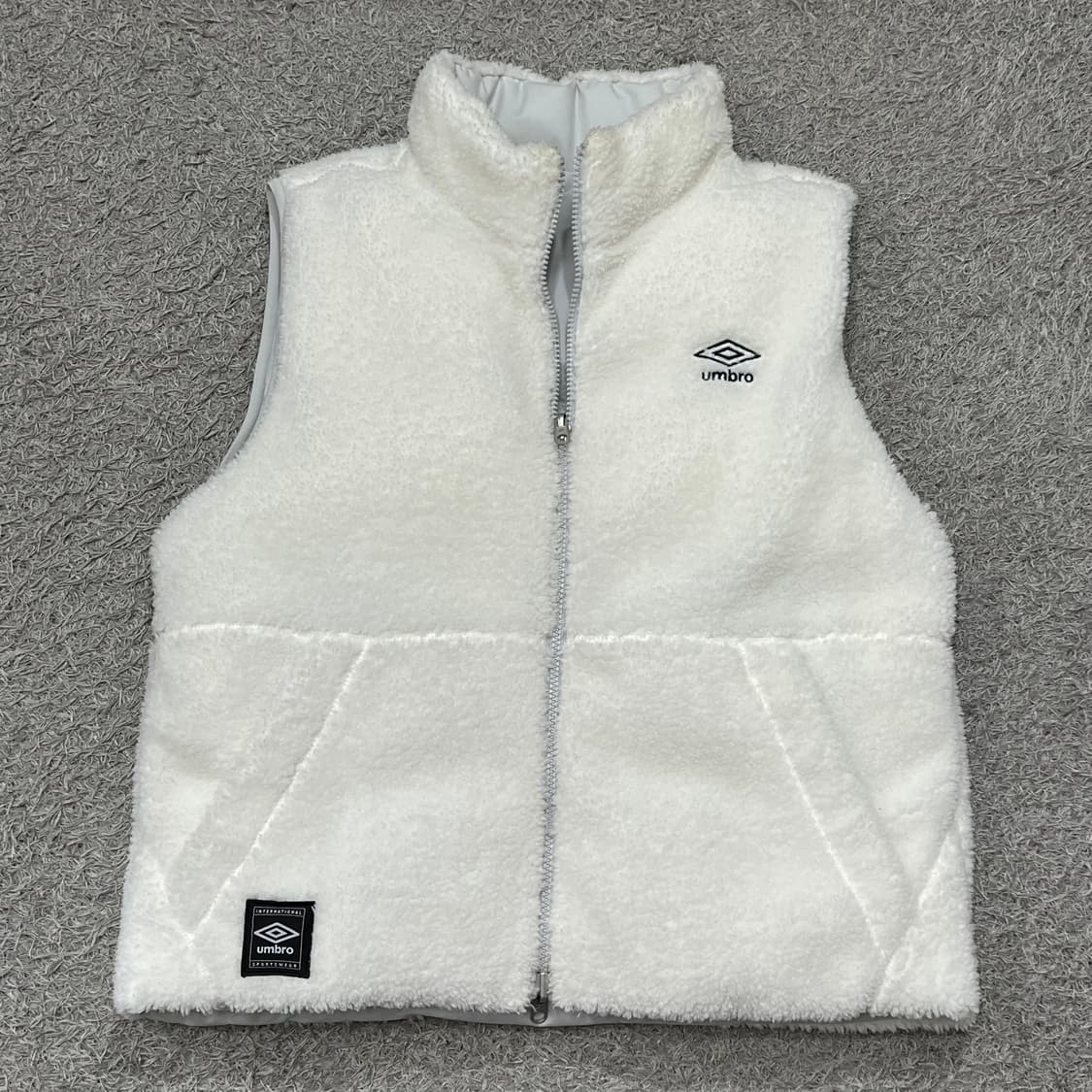 [우먼90-95] 엄브로 리버시블 조끼 상품이미지2