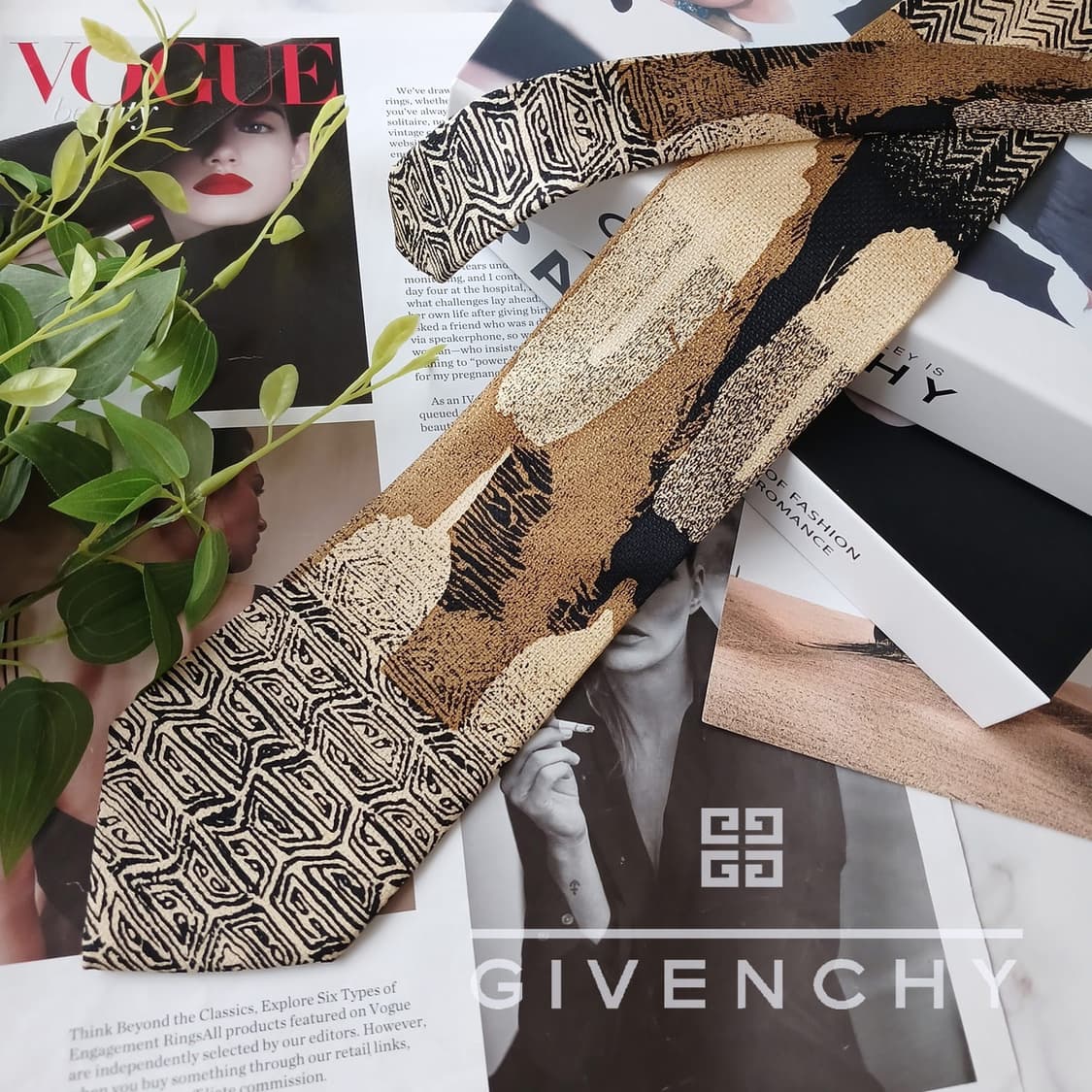 지방시 실크 브라운 아트 패턴 넥타이 9.5cm A등급 E728
 상품이미지2