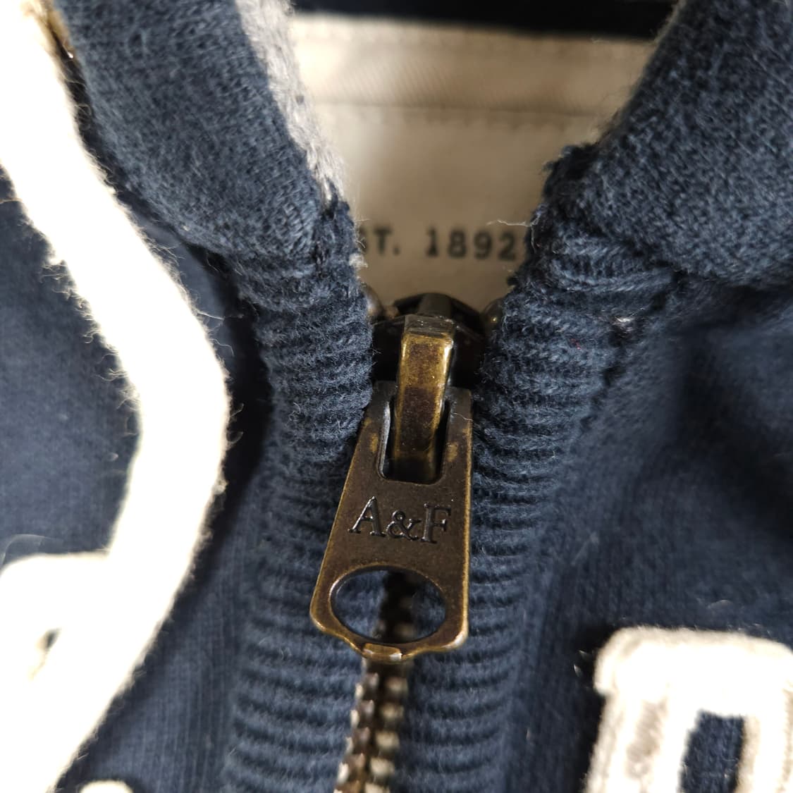 아베크롬비 네이비 후드집업  상품이미지3