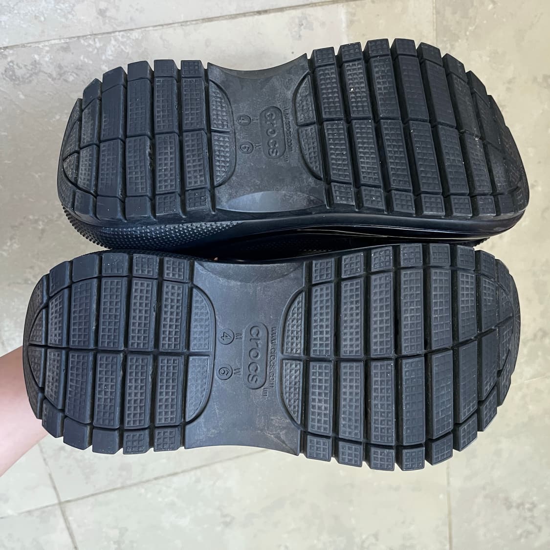 크록스 메가 크러쉬 클로그 블랙 230 상품이미지6