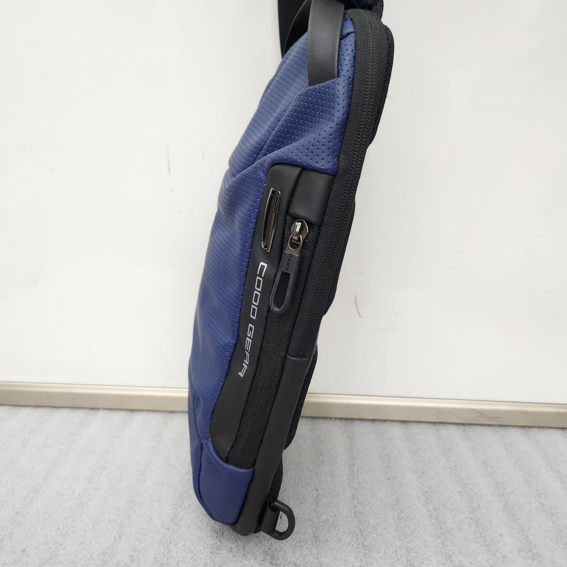 CODO GEAR 슬링백 네이비 40x23cm 상품이미지4