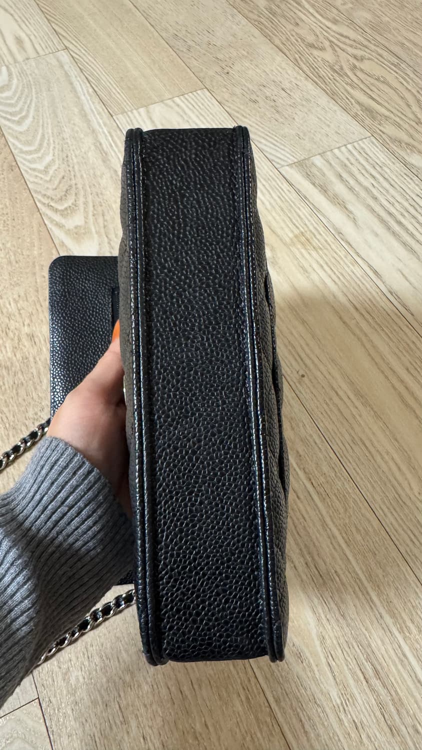 샤넬 woc 은장 캐비어 블랙 상품이미지3