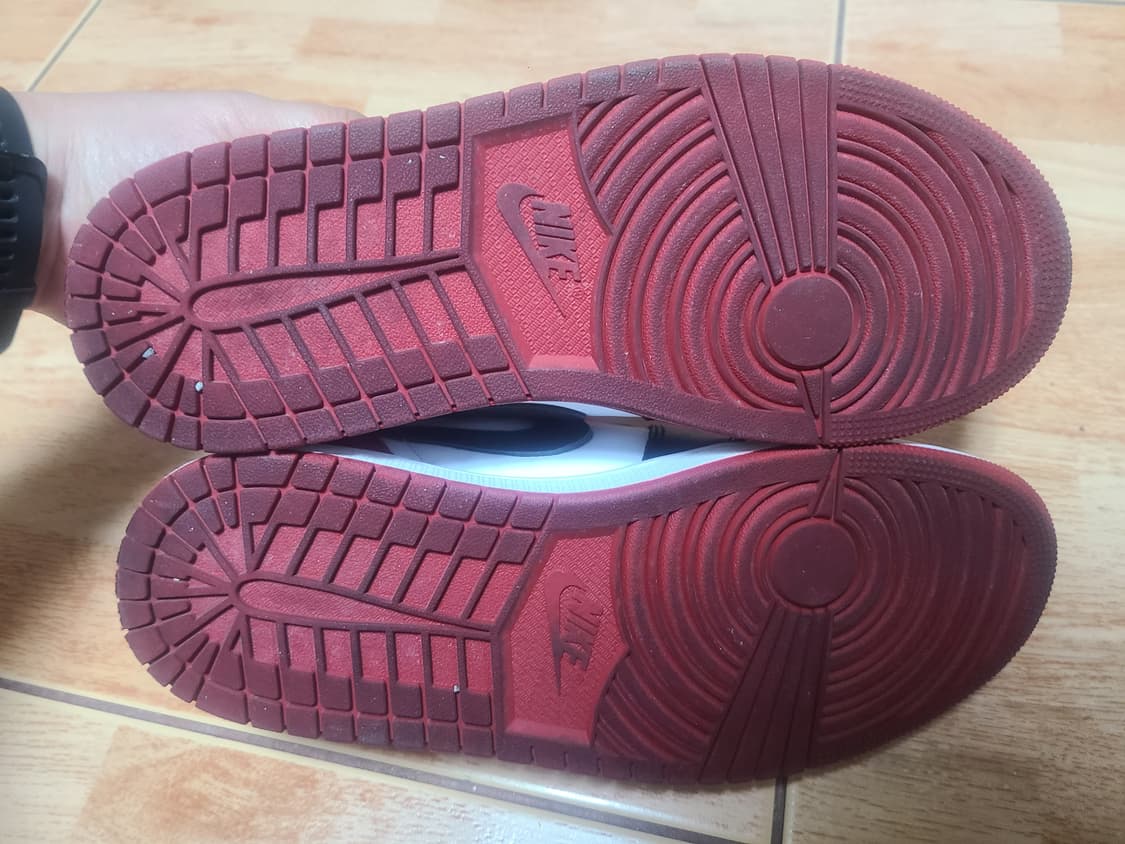 나이키 조던1 2023 블랙토 로우 265 상품이미지6