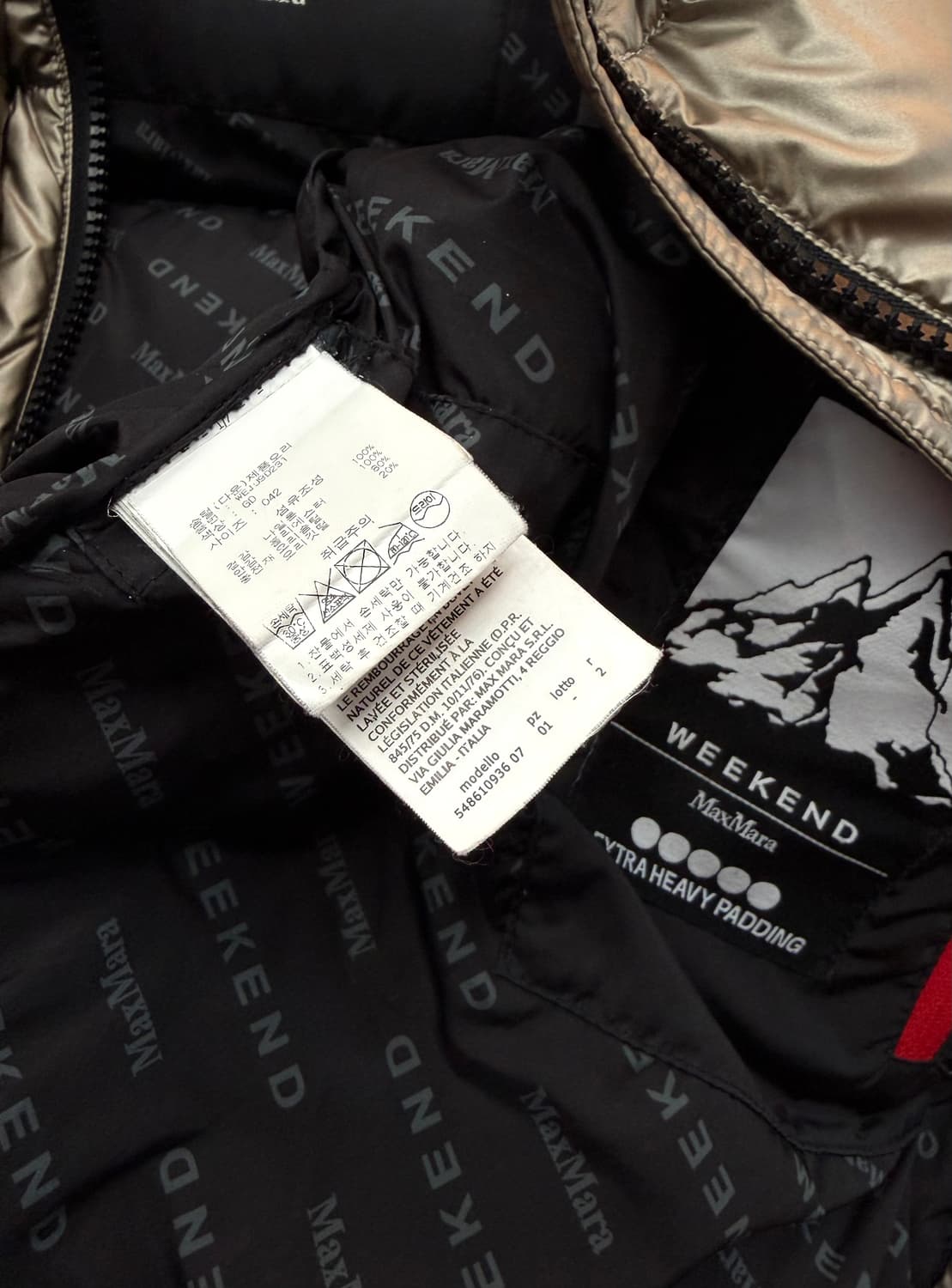 42/ 막스마라 유광 푸퍼 후디드 다운패딩 상품이미지9