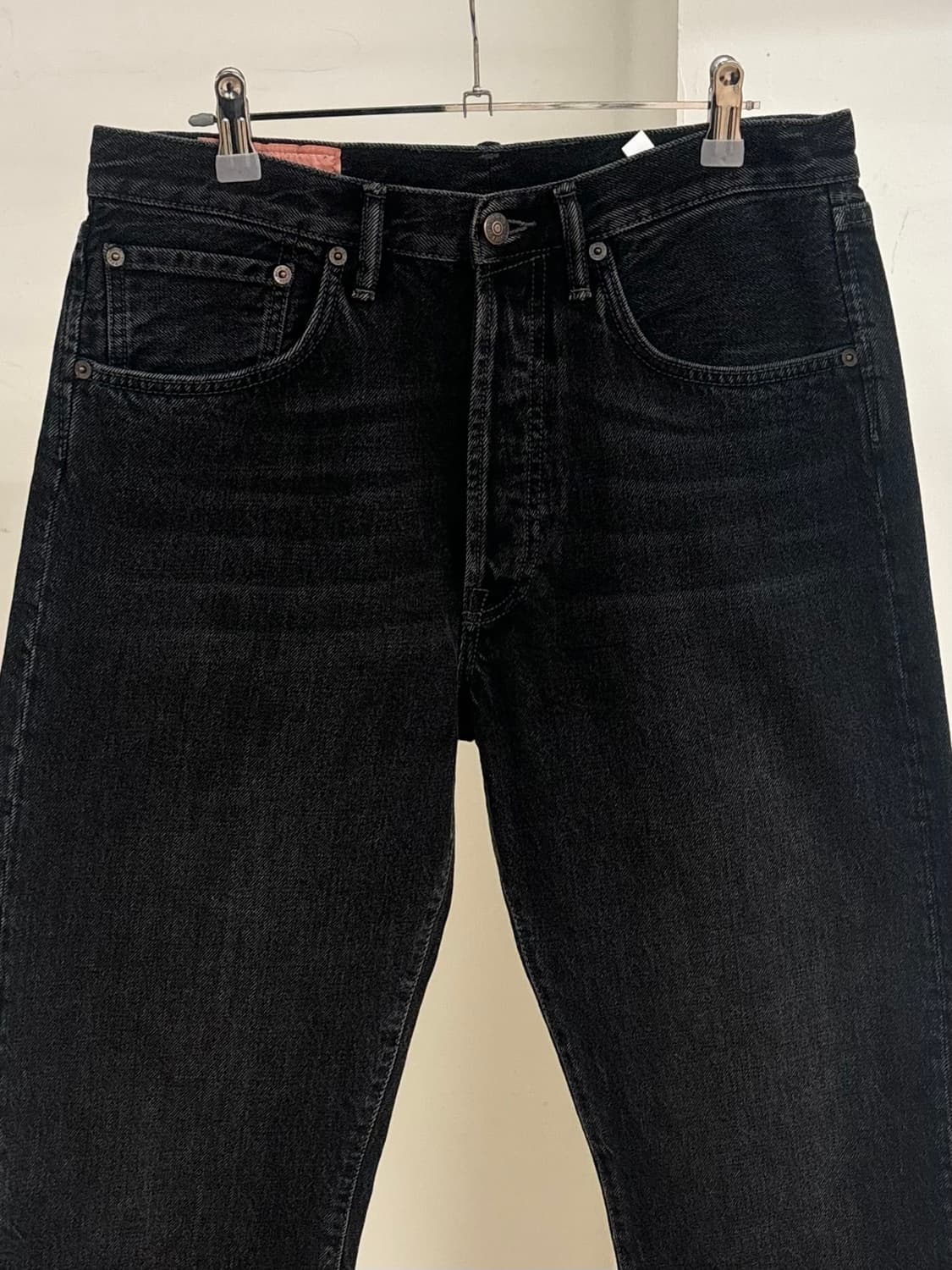 아크네 스튜디오 블랙 데님 진  상품이미지2