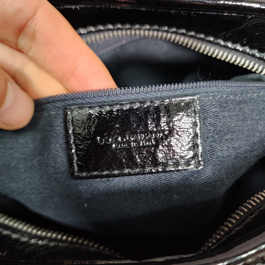 돌체앤가바나 페이턴트 퀼팅 토트백 상품이미지7