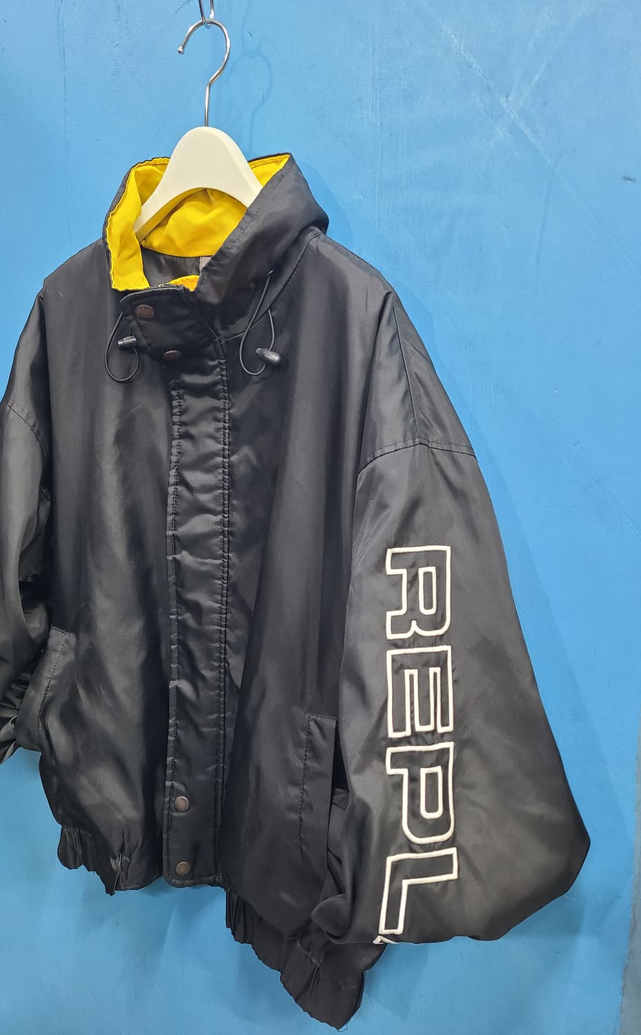 90년생 빈티지스포츠리플레이바람막이 like고프코어 상품이미지2