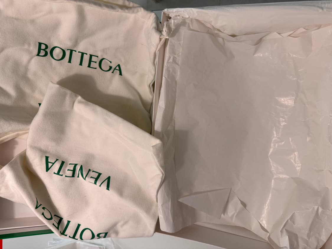 보테가베네타 헤드독 슈레이스 슈즈 블랙 40사이즈 팝니다  상품이미지6