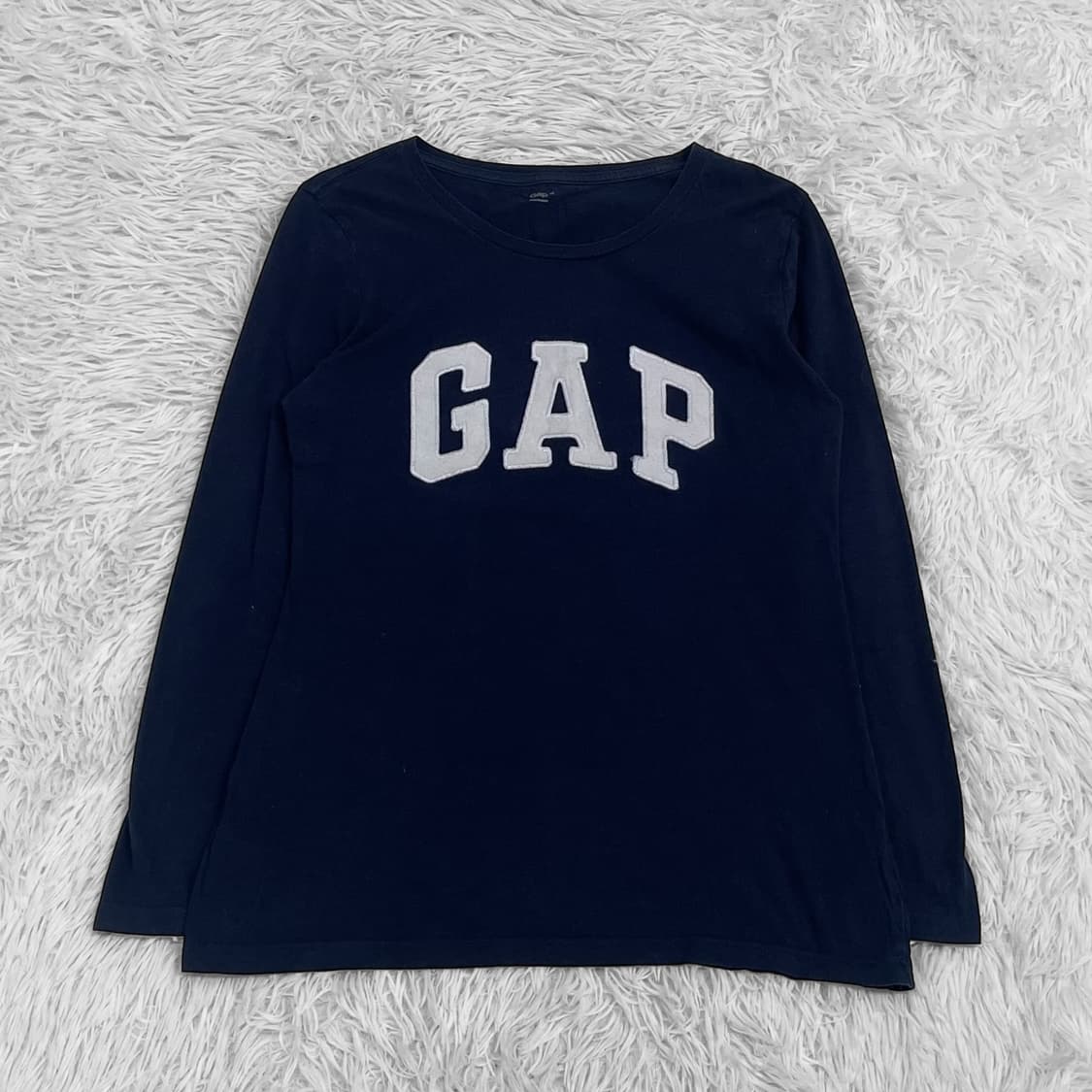 갭 Gap 스펠 로고 롱슬리브 네이비 상품이미지2