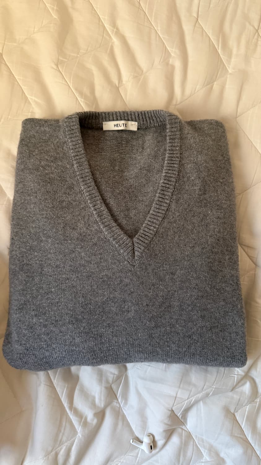 호이테 울캐시 브이넥 니트 상품이미지2