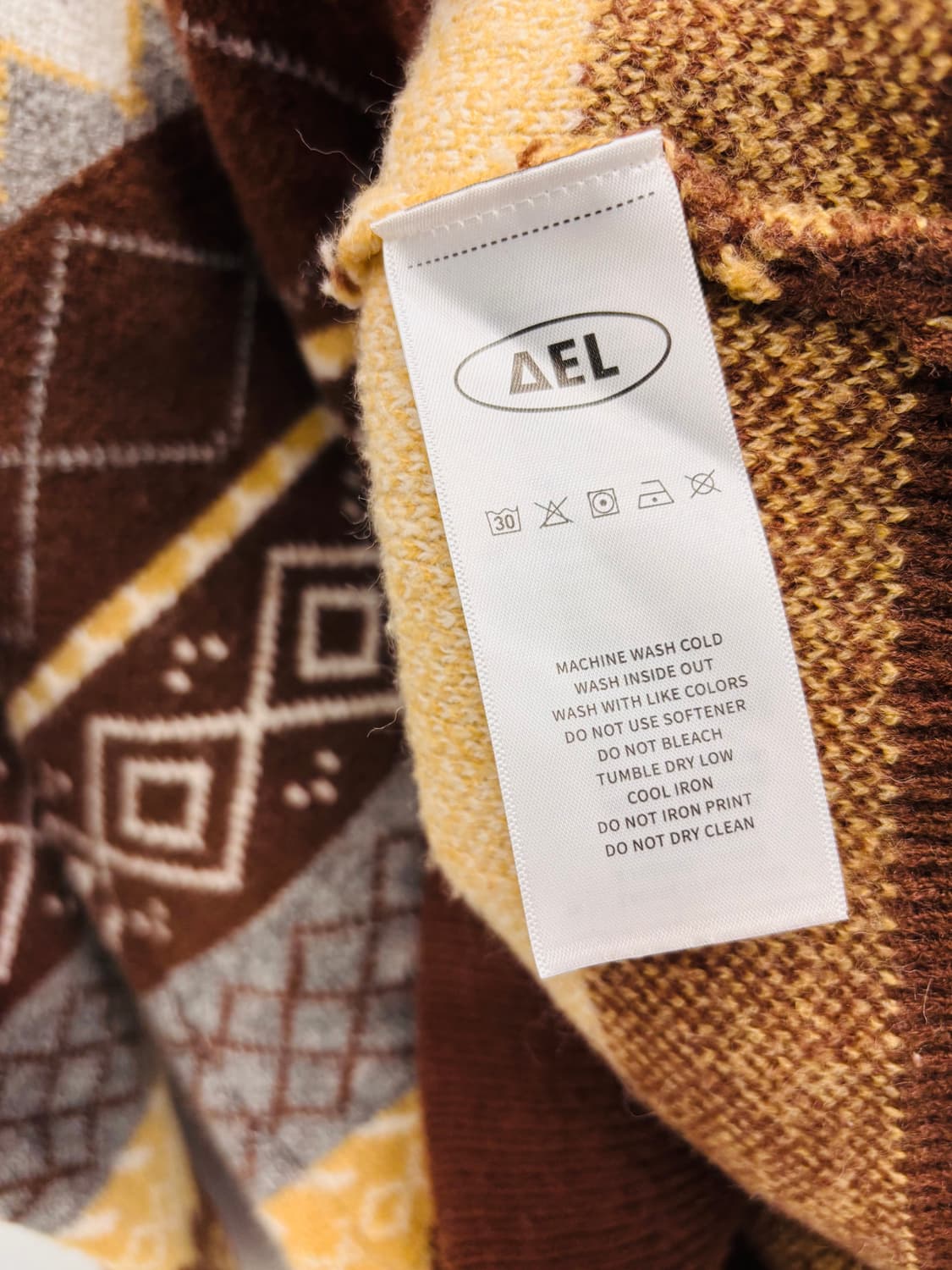 엘프릭 에덴(Aelfric Eden) 아가일 패턴 자카드 니트 브라운 상품이미지4