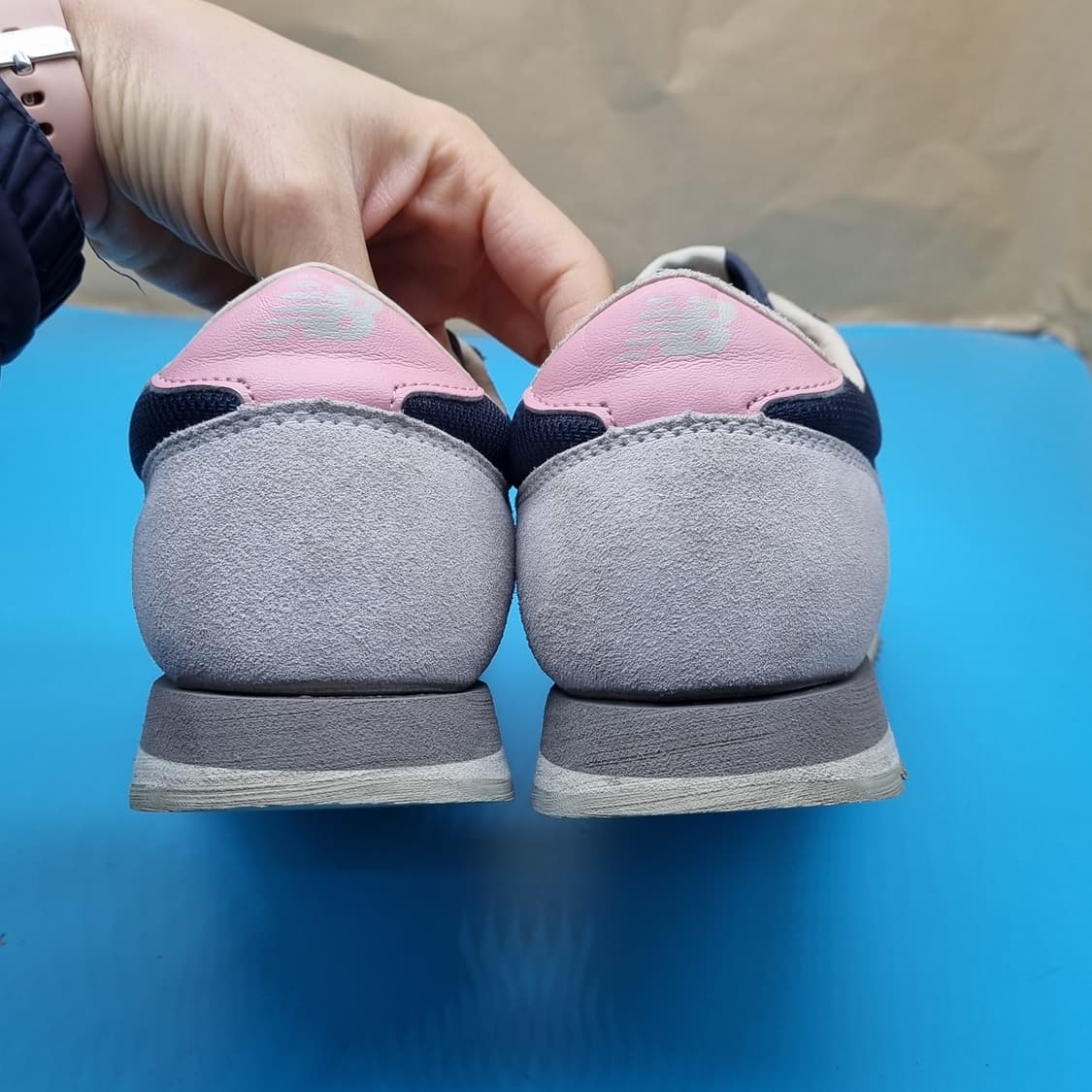 뉴발란스 620 여성운동화245 상품이미지4