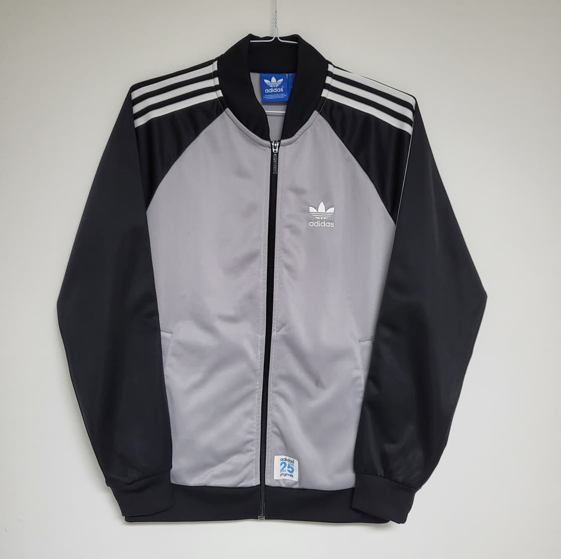 아디다스 니고베어 회검 져지 트랙탑 상품이미지2