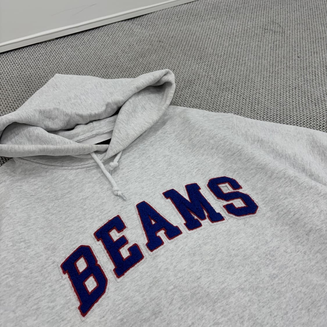 BEAMS 빅로고 후드티셔츠 상품이미지2