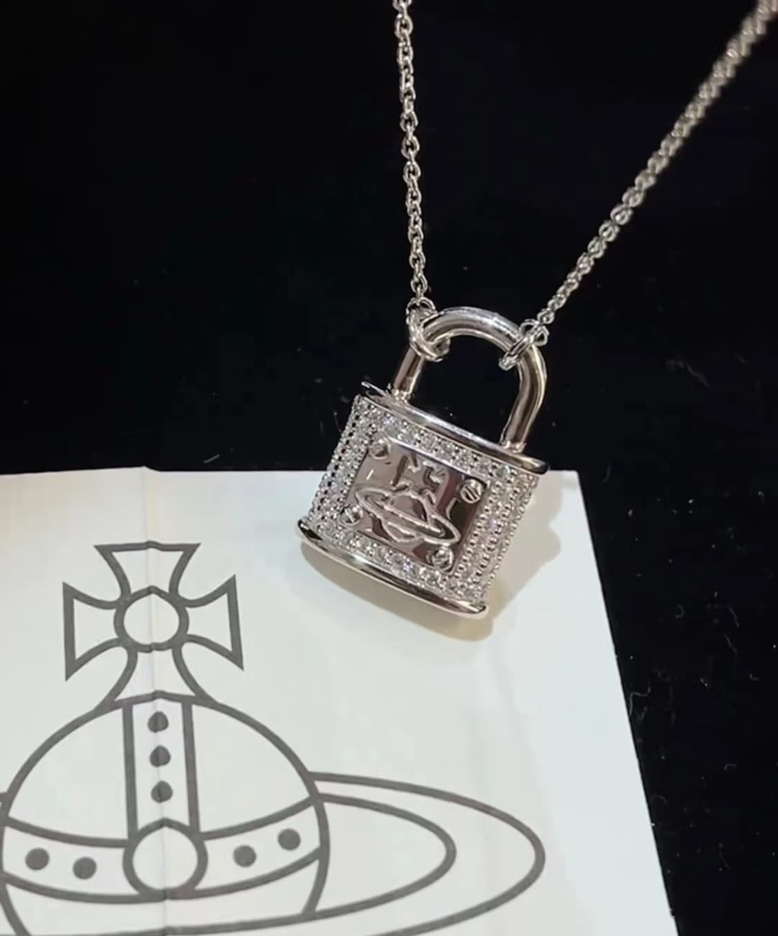 비비안 웨스트우드 열쇠 목걸이 상품이미지4