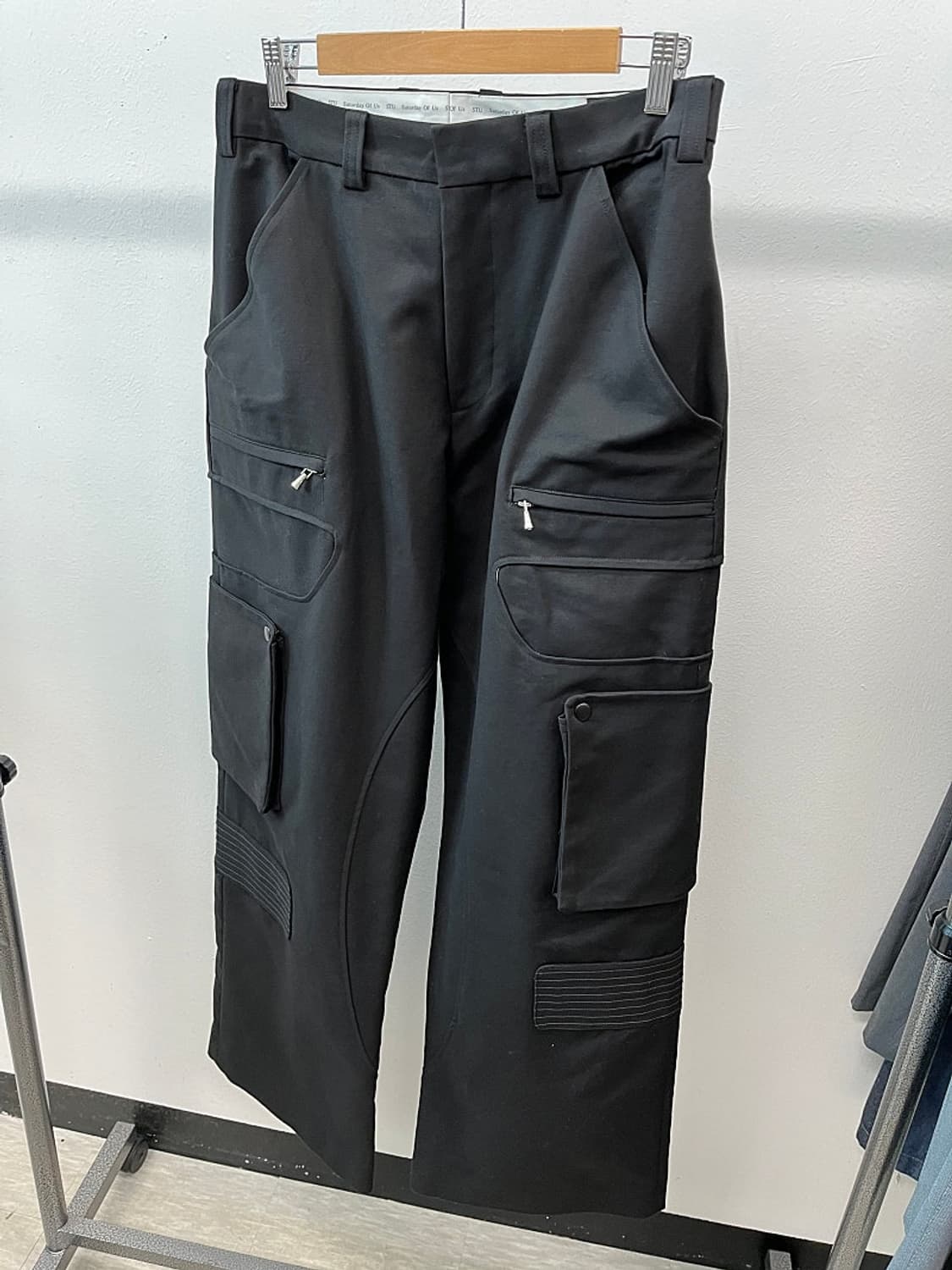30) STU 블랙 카고팬츠  상품이미지1