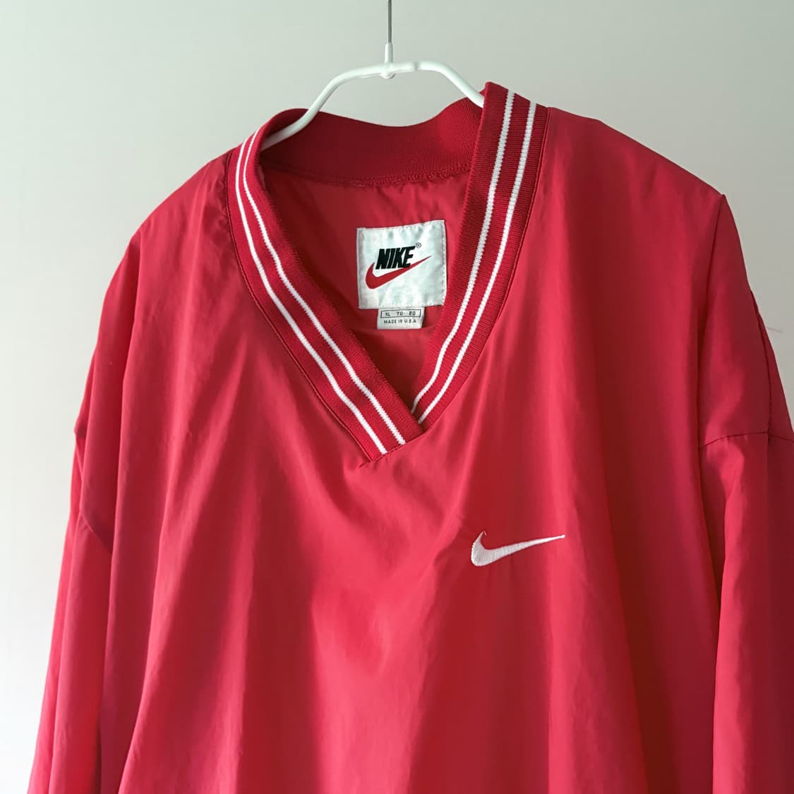  ▫️Nike V-Neck Warm Up 상품이미지3
