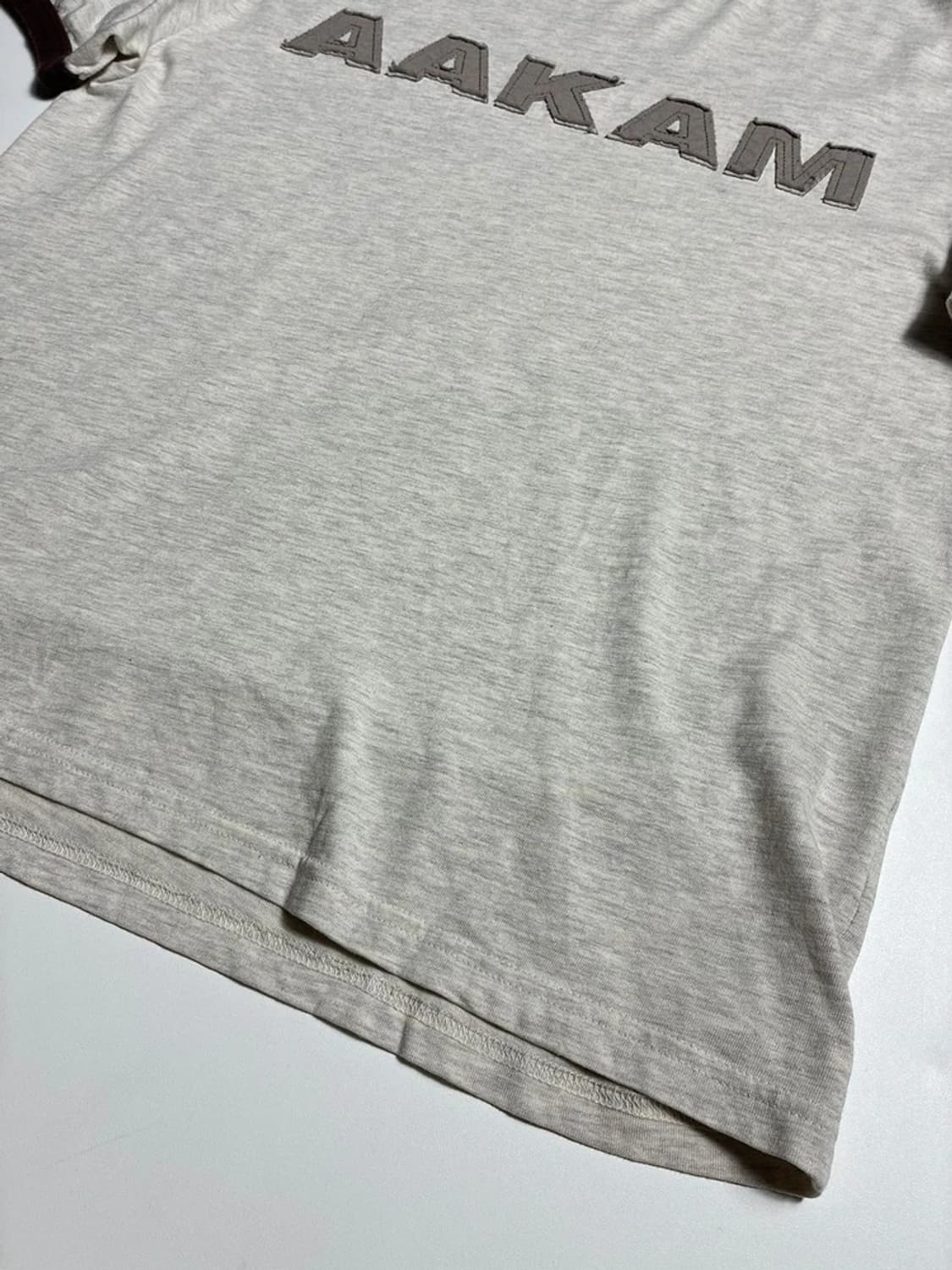 아캄 AAKAM 로고 패치 링거 반팔 티셔츠 R1652 상품이미지3