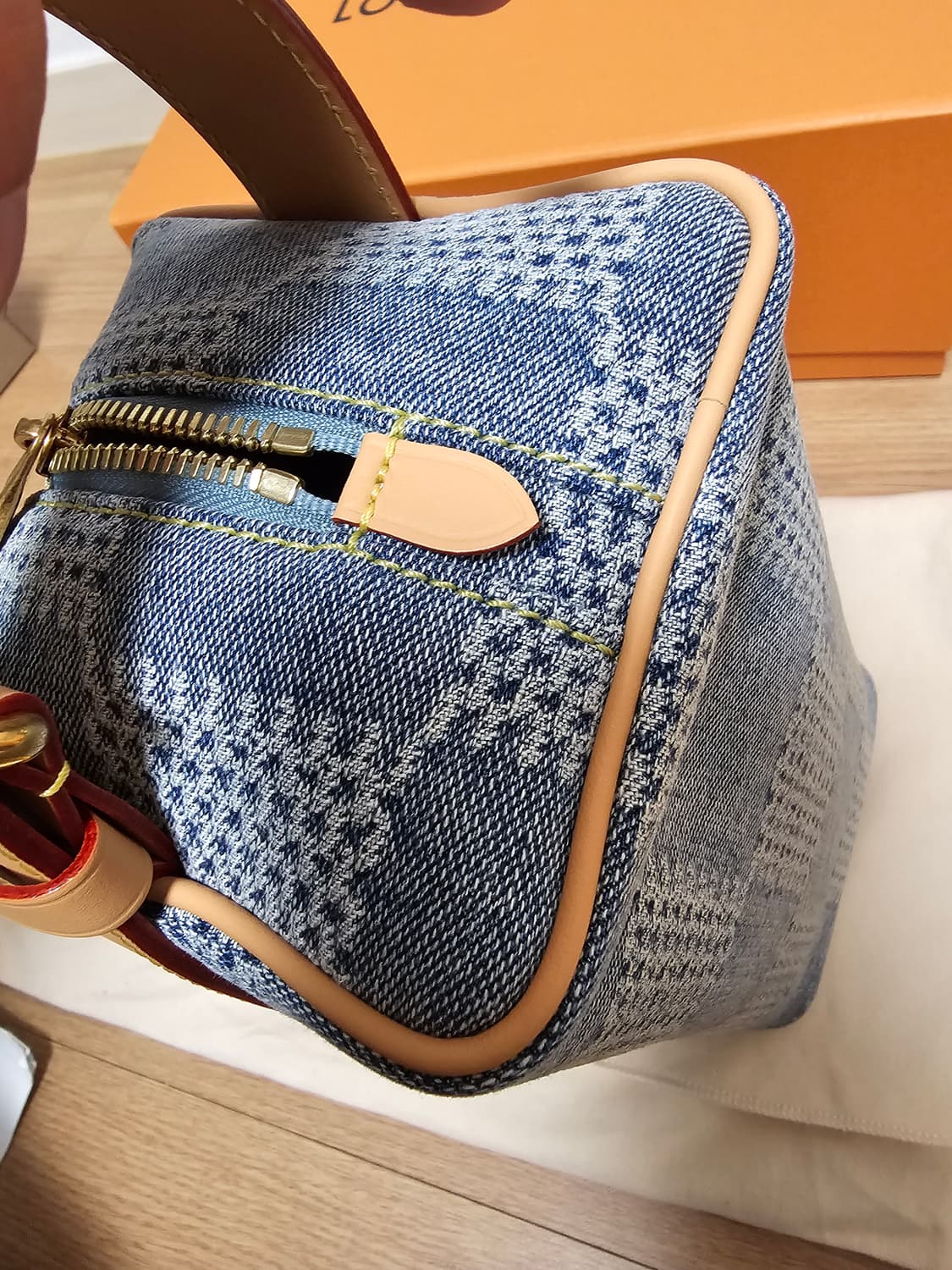 루이비통 퍼렐 한정판 데님 돕키트 클러치백 (새상품) 상품이미지10