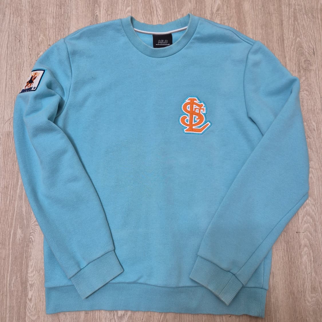 MLB 엠엘비 생루이 자수로고 맨투맨 상품이미지1