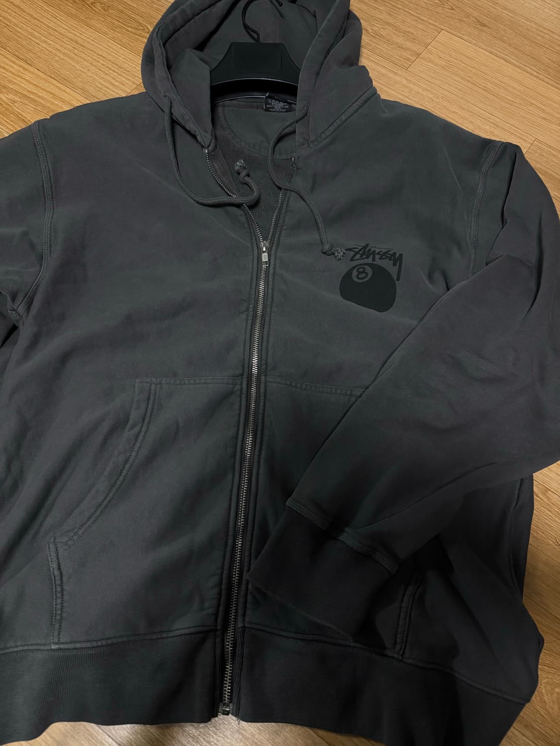 스투시 8볼 피그먼트 다이드 집 후드 블랙 상품이미지1