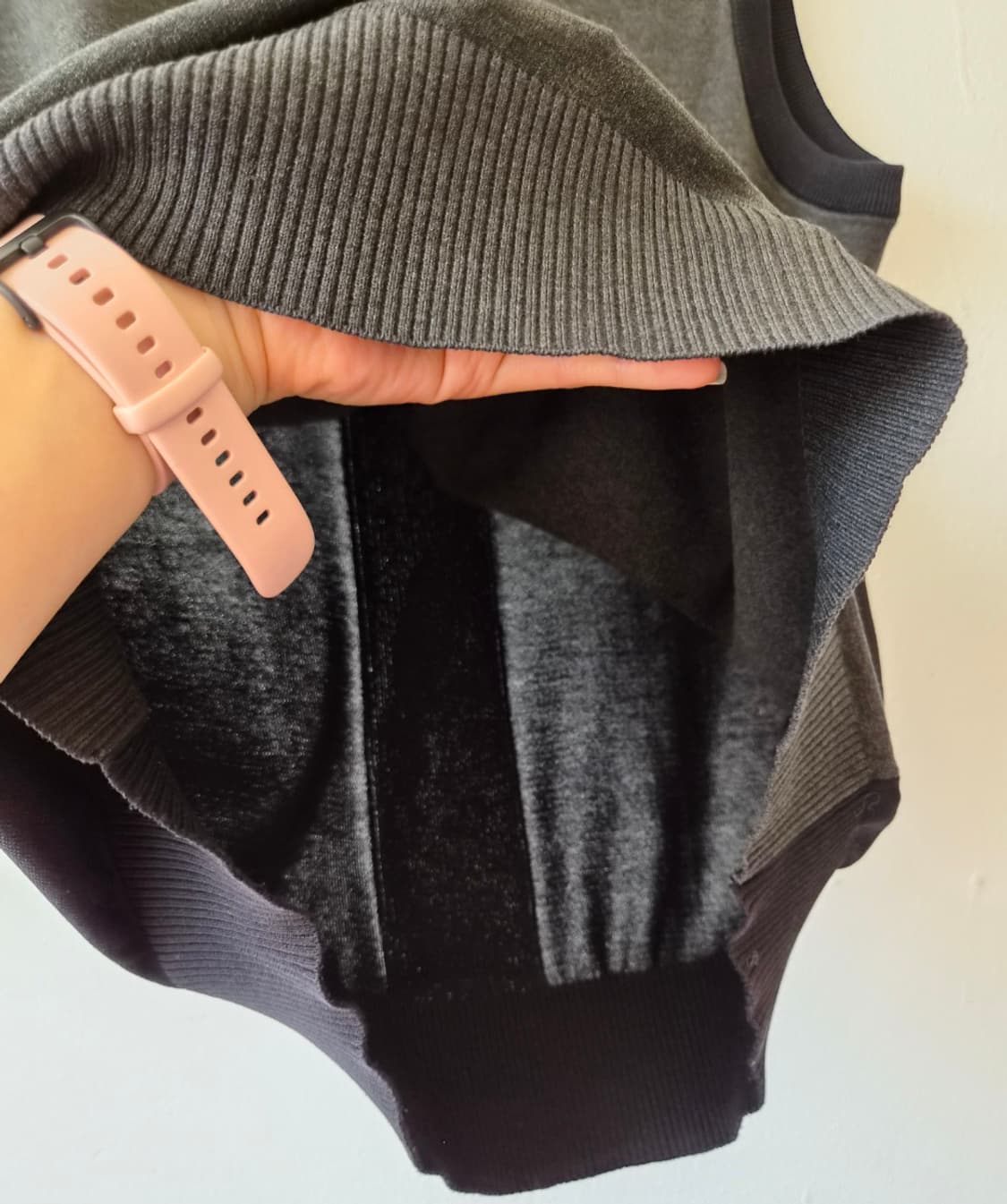 타이틀리스트 남성 브이넥 골프니트조끼

 상품이미지5