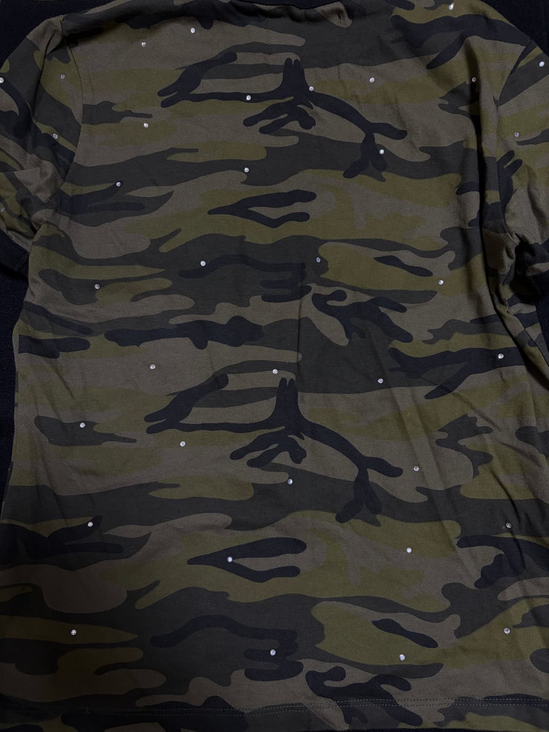 제노리포트 BEHIND THE NOISE 상품이미지2