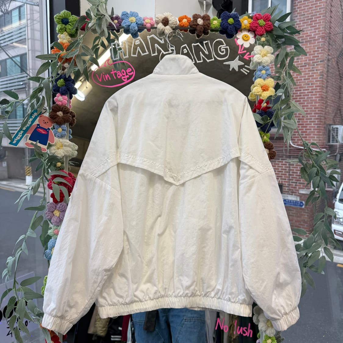 나이키 올화이트 오버핏 러닝 바람막이 상품이미지6