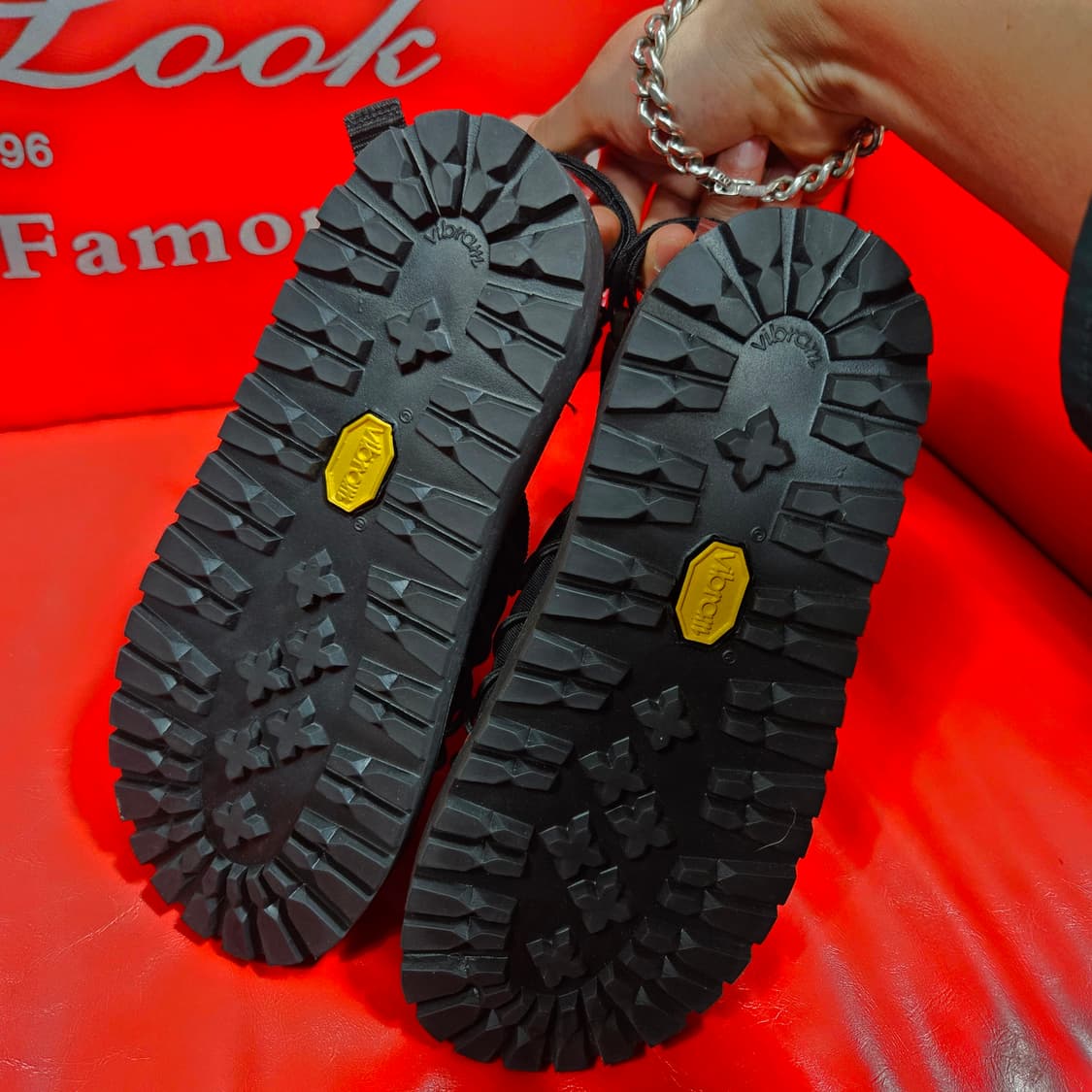  (새상품)Kolor in Japan 실버 스트렙 비블람 샌들 상품이미지6