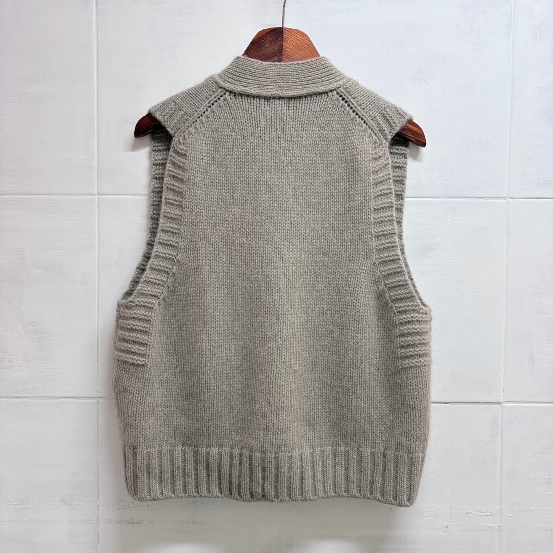 베이비 알파카 라쿤 니트 베스트  상품이미지4