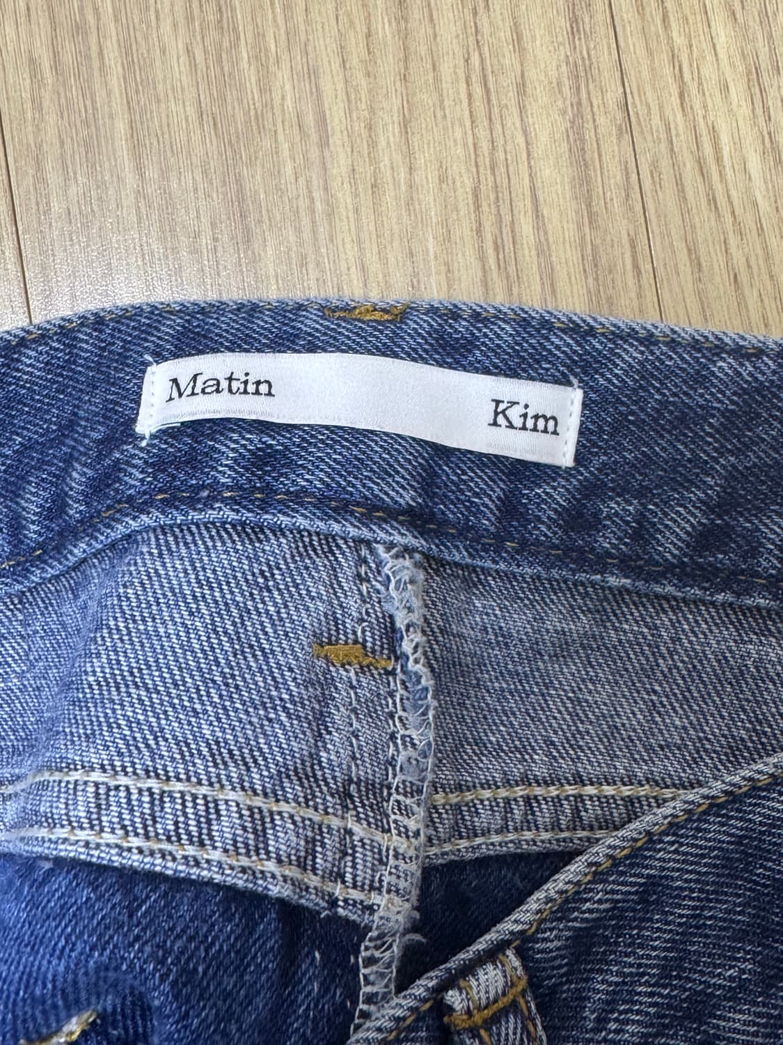 마뗑킴 웨스턴 디테일 데님 미니스커트 인 블루 S 상품이미지4