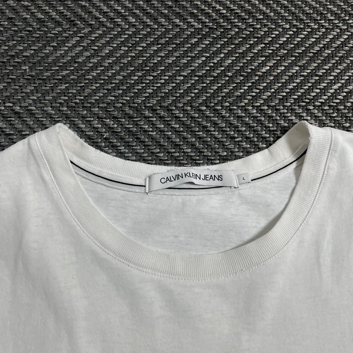 캘빈클라인 스펠아웃 화이트 반팔 티셔츠y 4437 상품이미지4