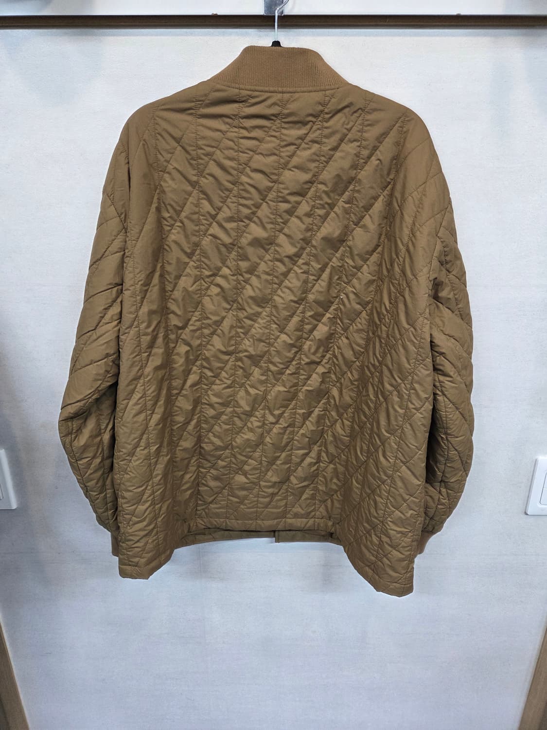 유니클로 웜 패디드 경량패딩 자켓 xl 상품이미지2