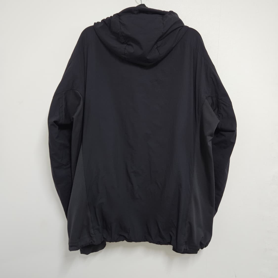 23fw 아크테릭스 아톰 후디 블랙 L 100-105 상품이미지2