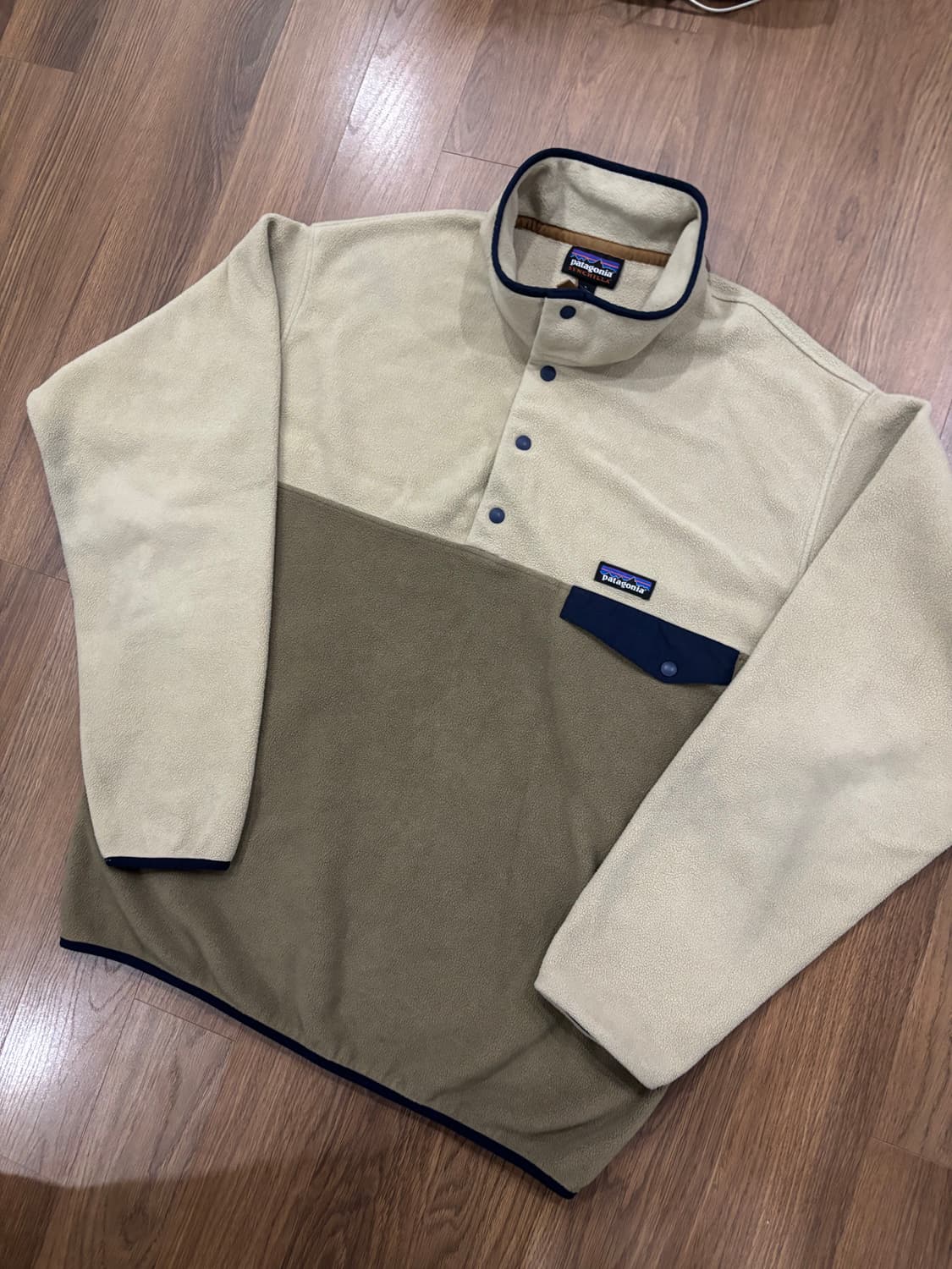 파타고니아 라이트웨이트 신칠라 베이지 탄 L사이즈 상품이미지3